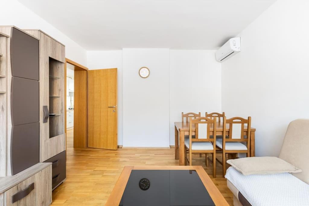 Apartman Dino Сараево Екстериор снимка