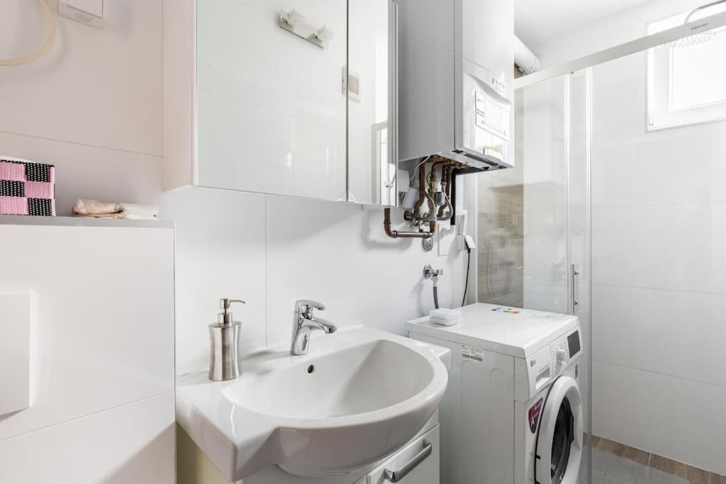 Apartman Dino Сараево Екстериор снимка